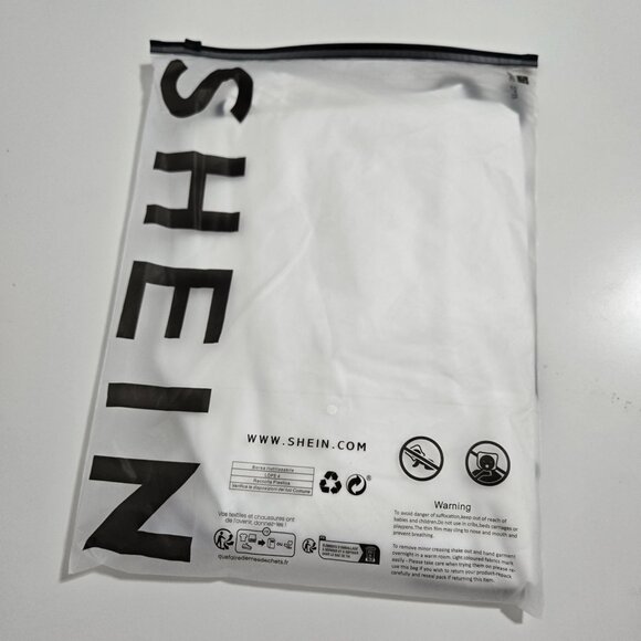 Shein Manfinity ModaGents Men Floral & Letter Graphic - Size XL - Picture 5 of 7